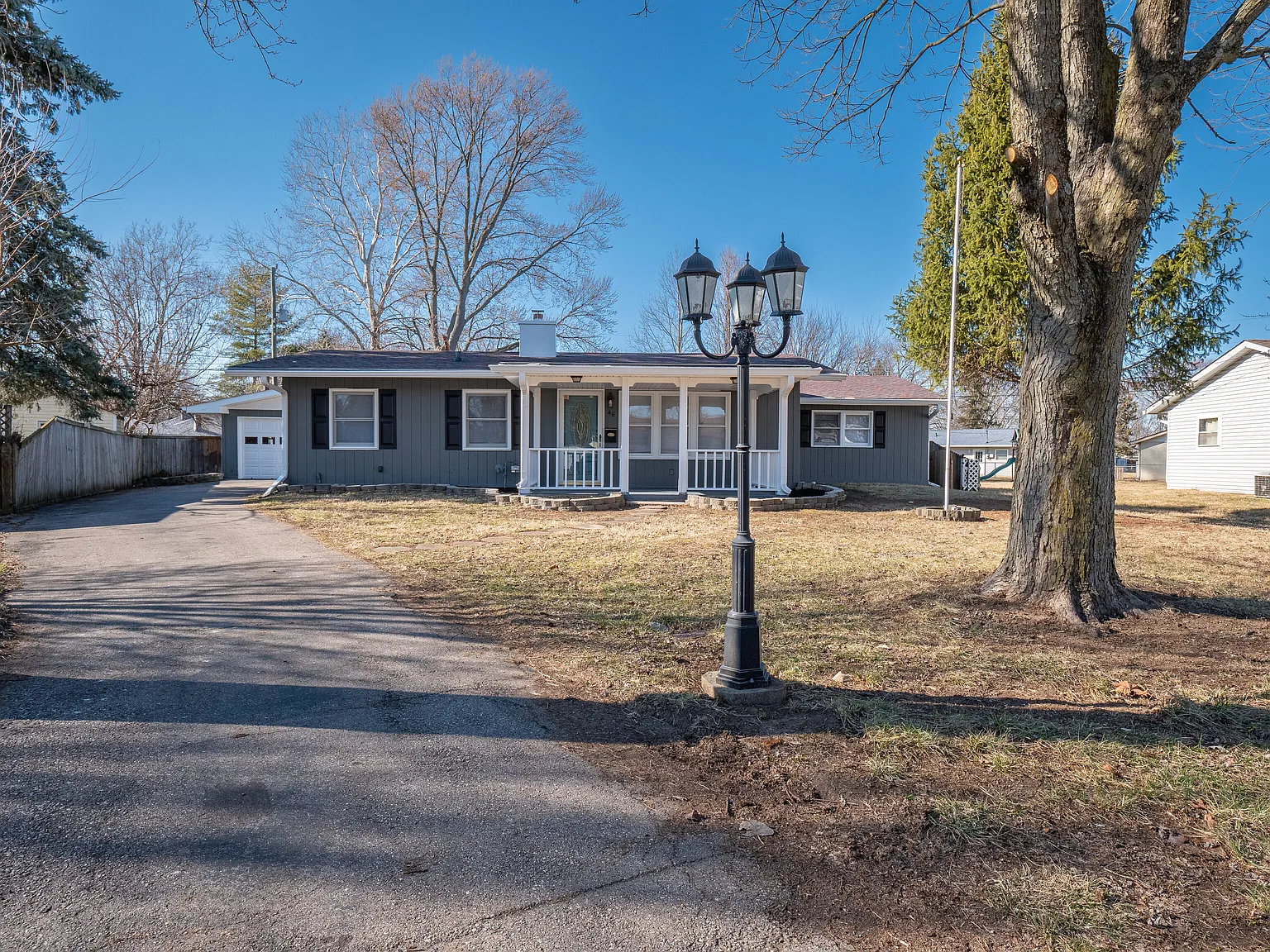 46 Lynwood Dr photo 1