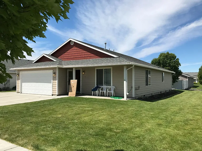 1900 Leanne Ave — Photo 18