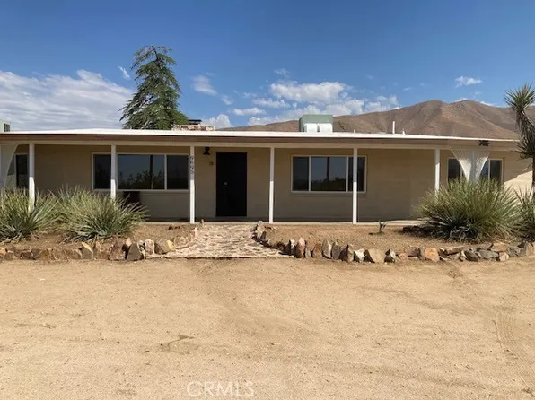 9695 Joshua St, Apple Valley, CA 92308