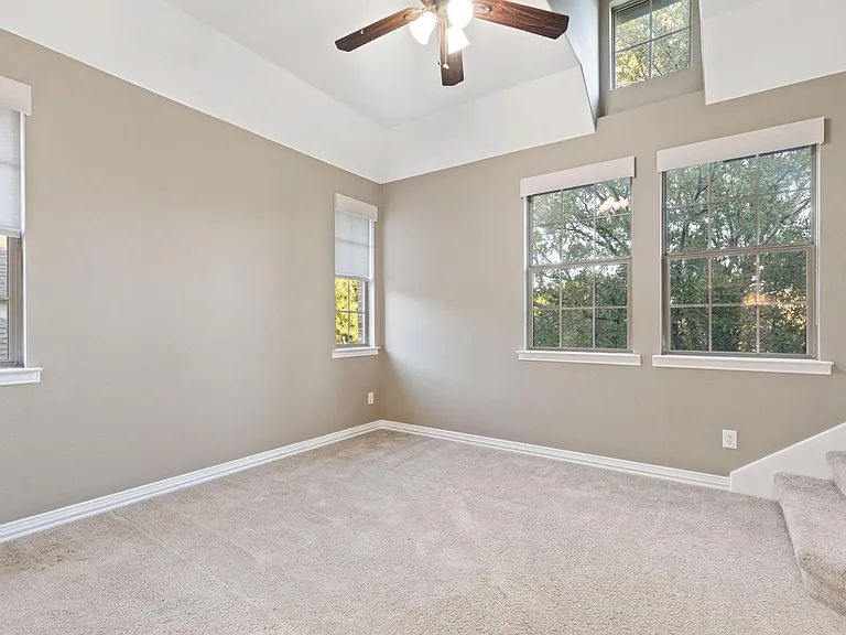 10229 Fire Ridge Dr — Photo 34
