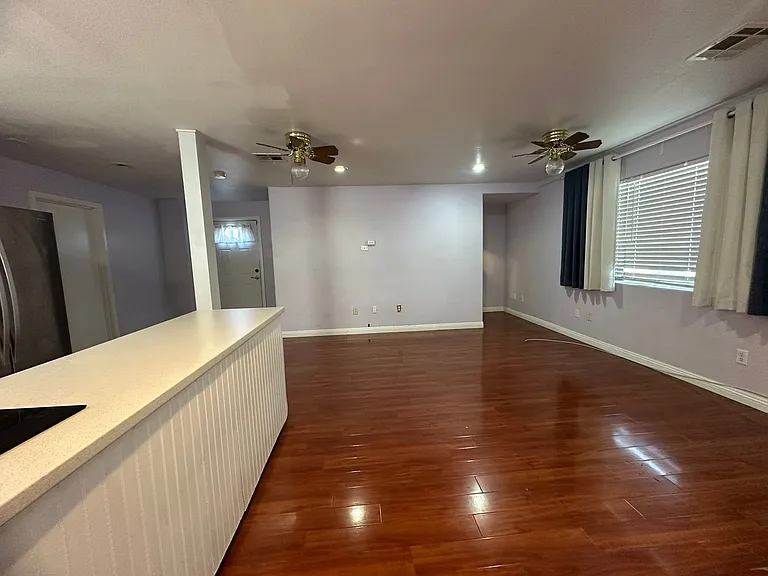 1709 Shadow Mountain Pl #2 — Photo 4