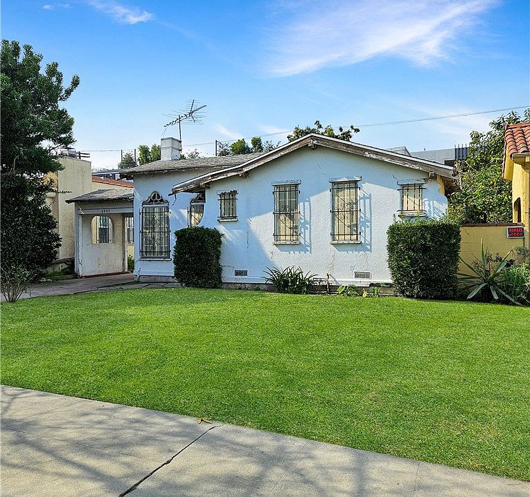 2931 S Bronson Ave, Los Angeles, CA 90018 | Zillow