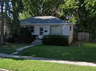 8082 W Grantosa Dr, Milwaukee, WI