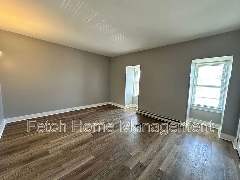 512 Spruce St #2 — Photo 4