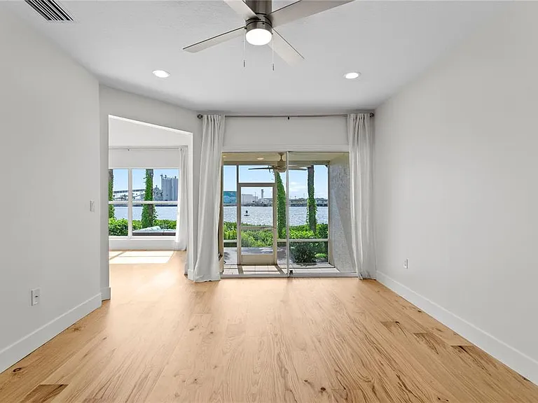 1119 Shipwatch Cir — Photo 7