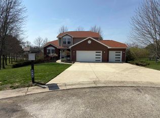 916 Rosewood Dr, Richmond, IN 47374