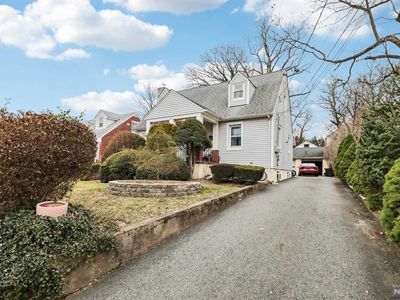 83 Harrison Ave, Waldwick, NJ, 07463