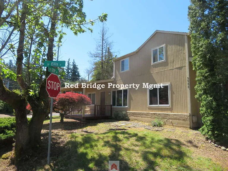 5585 SE 128th Ave — Photo 2