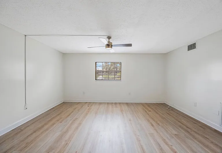 3111 W Horatio St #101 — Photo 12