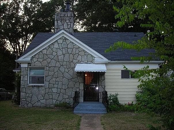 1st image of 411 S Saint Marks Ave
