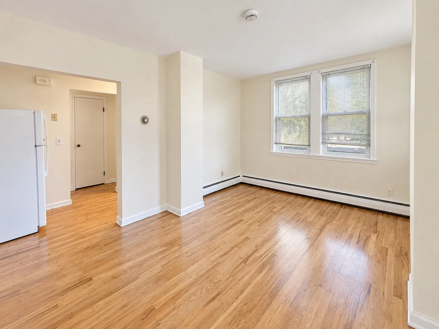 1 bed, $1,960 — Photo 2