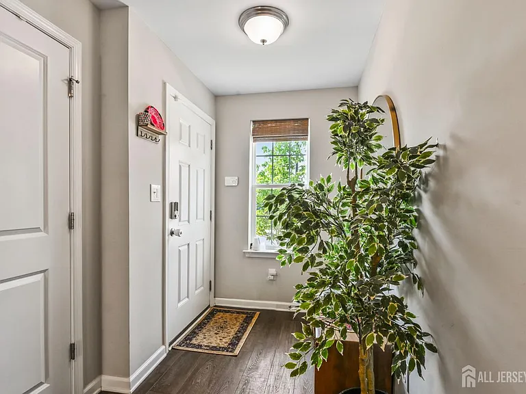 2208 Massey Ln — Photo 16