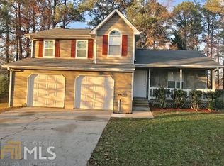 1304 Foxvale Dr, Hampton, GA 30228