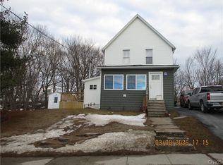 24 Bolton Ave, Alexandria Bay, NY 13607