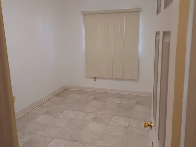 2424 S Frazier St — Photo 7