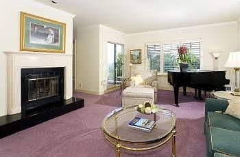 2nd image of 1150 Lombard St APT 35