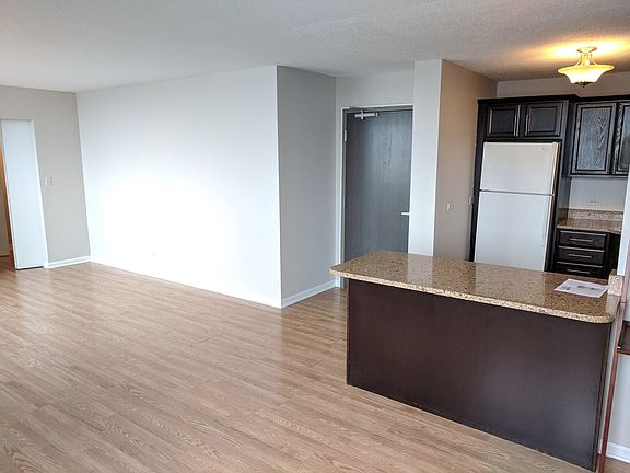 4th image of 2144 N Lincoln Park W APT 17D