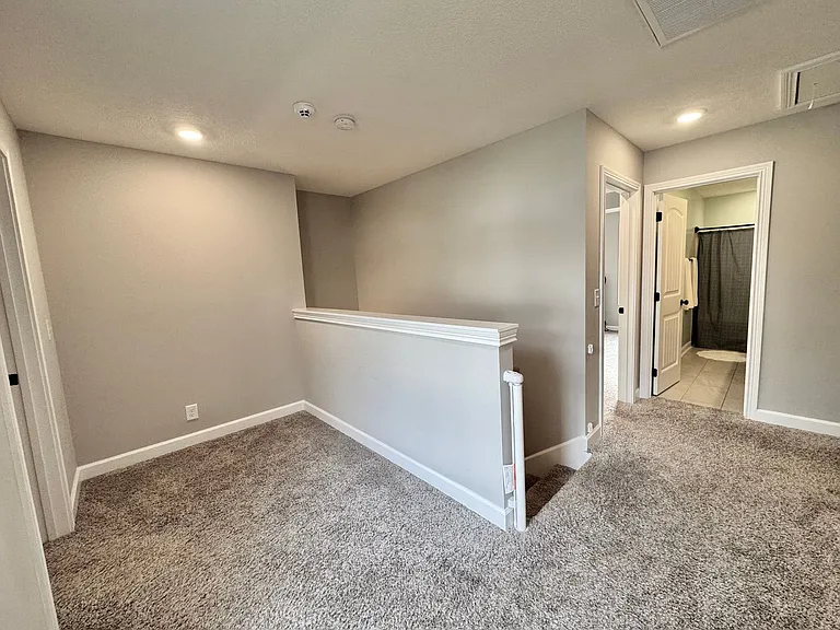 1057 Brightwood Ct — Photo 32