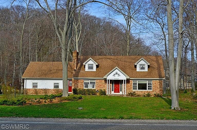 1st image of 13427 Lakeshore Dr