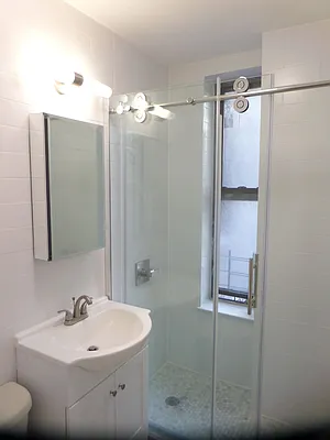 Rented by Vassiliou Group | media 29