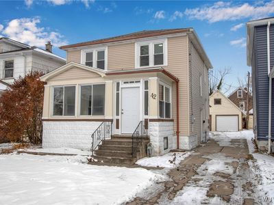 42 Hennepin St, Buffalo, NY, 14206