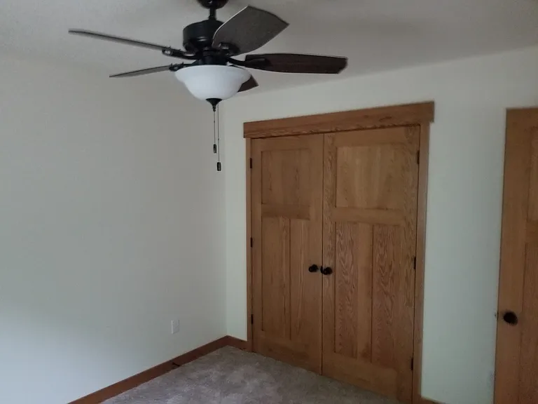 506 Mustang Ln — Photo 5