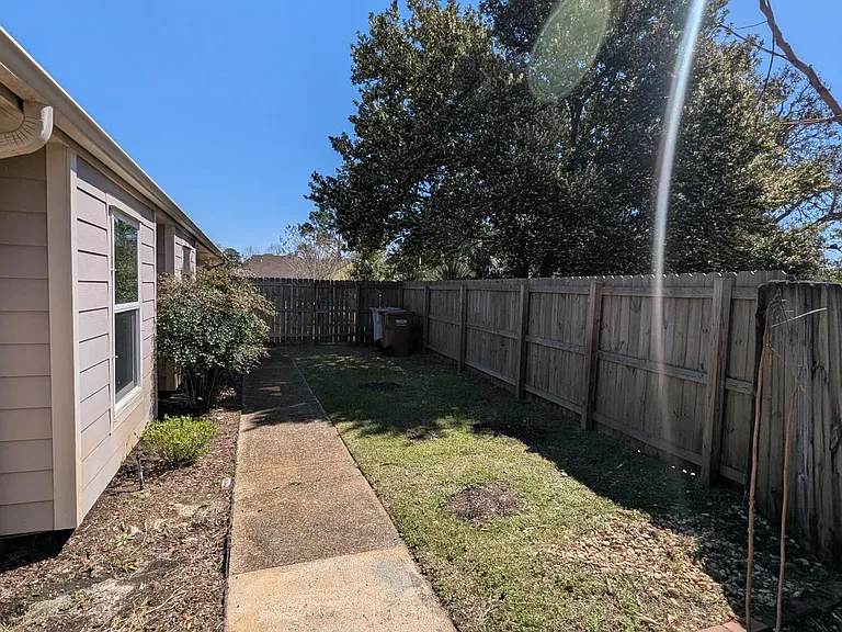 2217 Calle De Pizzaro — Photo 10