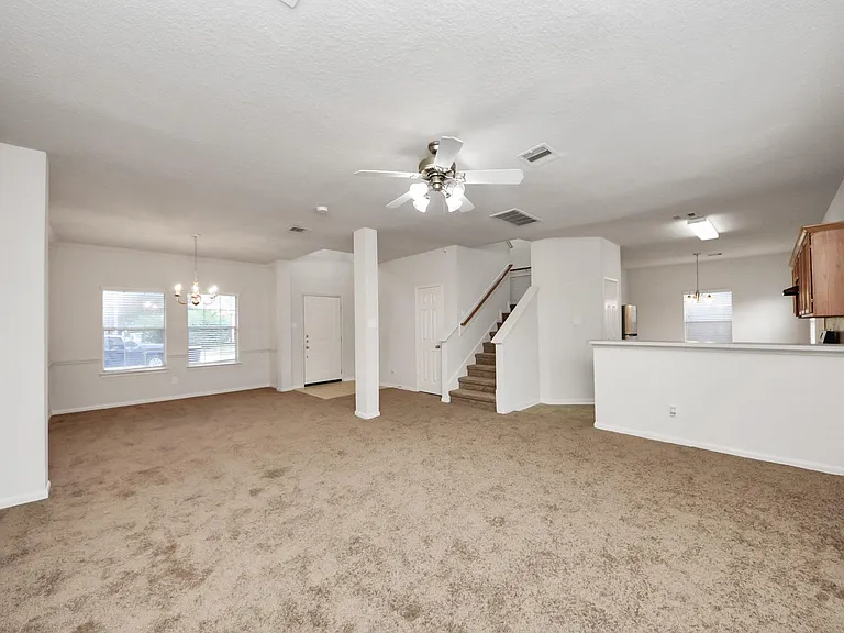 6702 Albion Crescent Dr — Photo 9