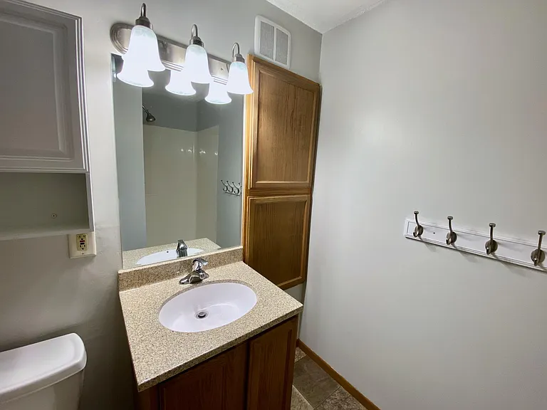 525 Oxford St #1 — Photo 2