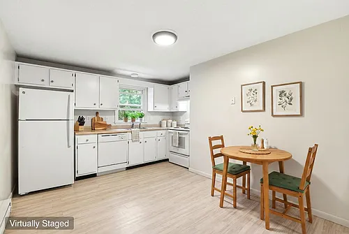 851 Mammoth Rd #3S Photo 1