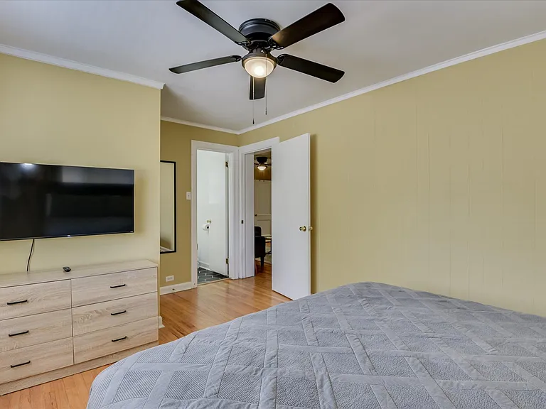 1803 Heath St — Photo 19