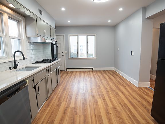 2nd image of 305 N Terrace Ave Floor 1