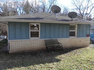 148 Maywood Ave APT A, Creve Coeur, IL