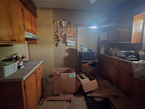 5th image of 3806 Bertram St