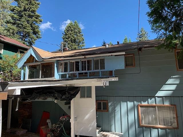 1st image of 705 Oak Knoll Dr