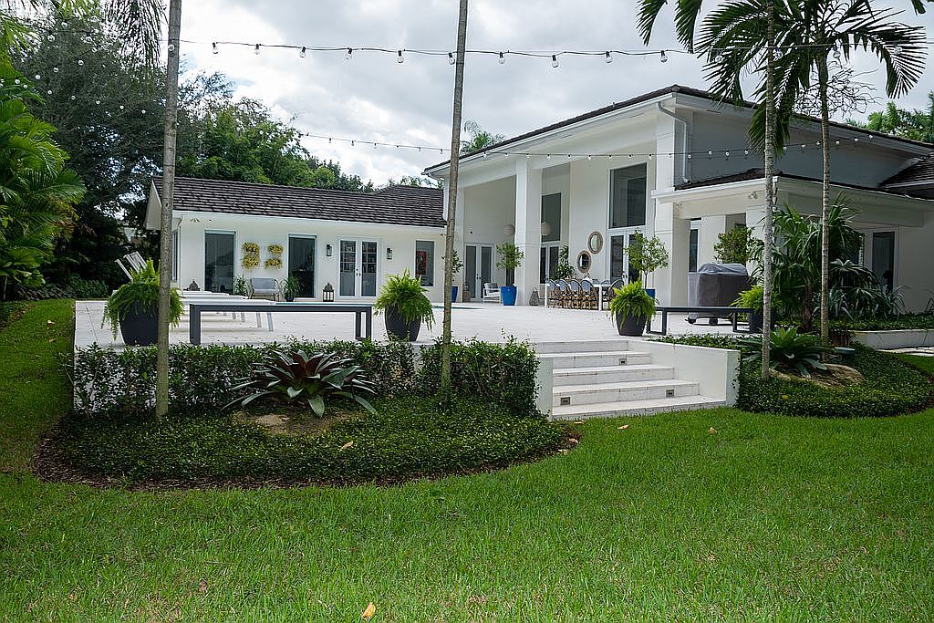 9355 SW 93rd Pl, Miami, FL 33176 | Zillow