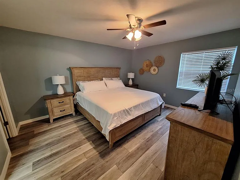 3255 Beneva Rd #102 — Photo 9