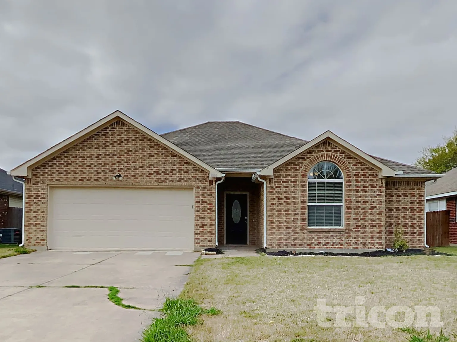 1005 Barbara Street Denton TX — Photo 2