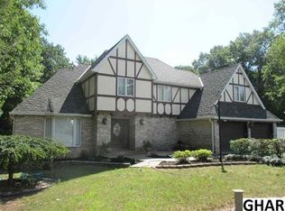410 Dark Hollow Rd, Shermans Dale, PA 17090