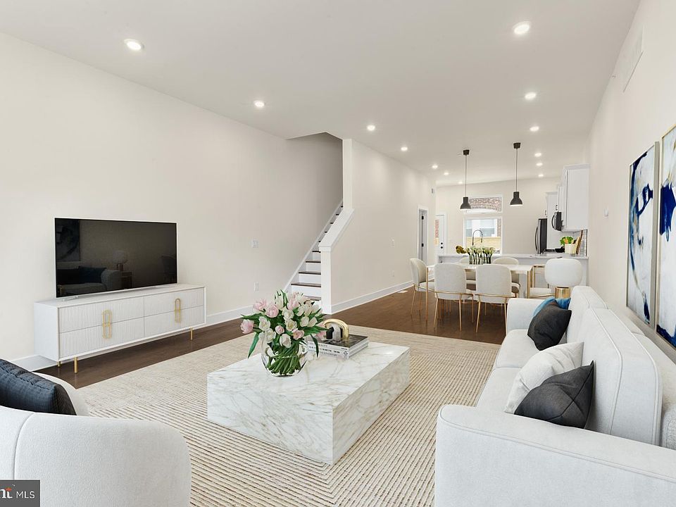 1st image of 2719 Lefevre St