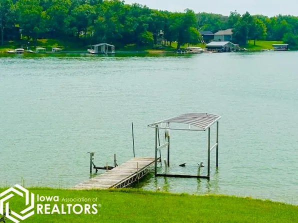 161 Hillcrest Rdg, Montezuma, IA 50171