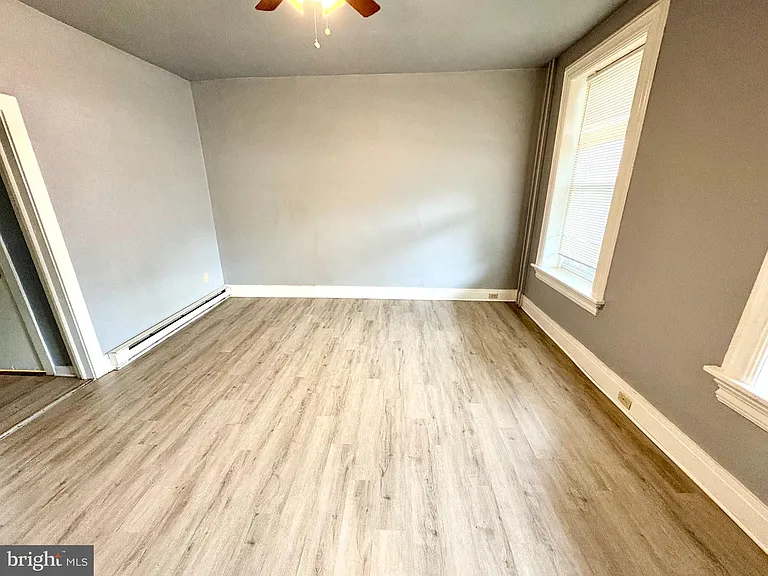 540 Walnut St #1 — Photo 7
