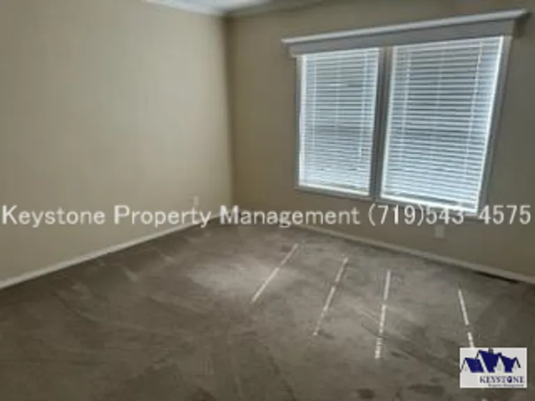 1051 E Platteville Blvd — Photo 17