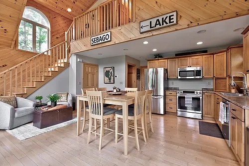 90 Lake Shore Dr Photo 1