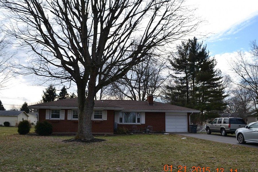 1st image of 609 E Tulip Ln