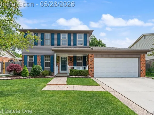 40788 Executive Dr, Sterling Heights, MI 48313