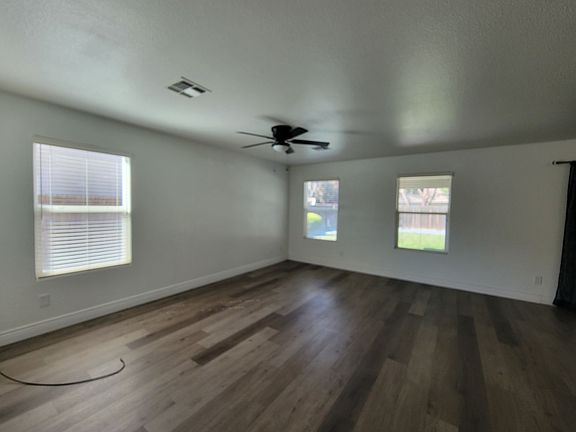 5th image of 4448 W Rialto Ave