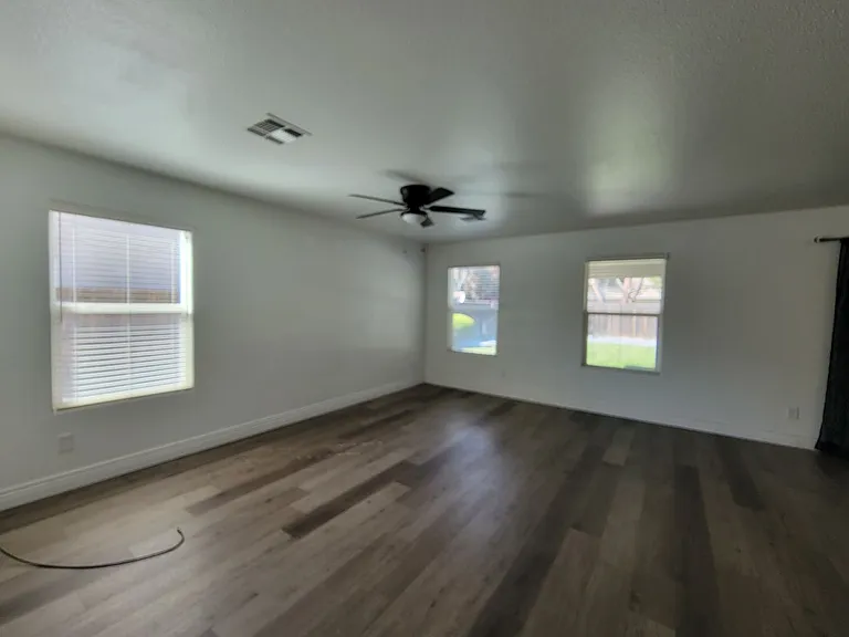 4448 W Rialto Ave — Photo 5