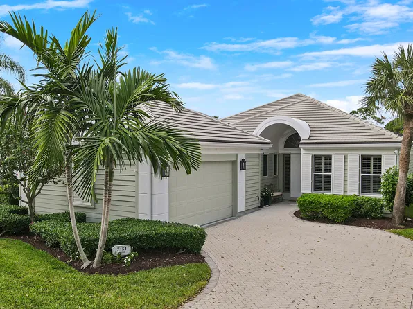 7151 SE Greenview Place, Hobe Sound, FL 33455