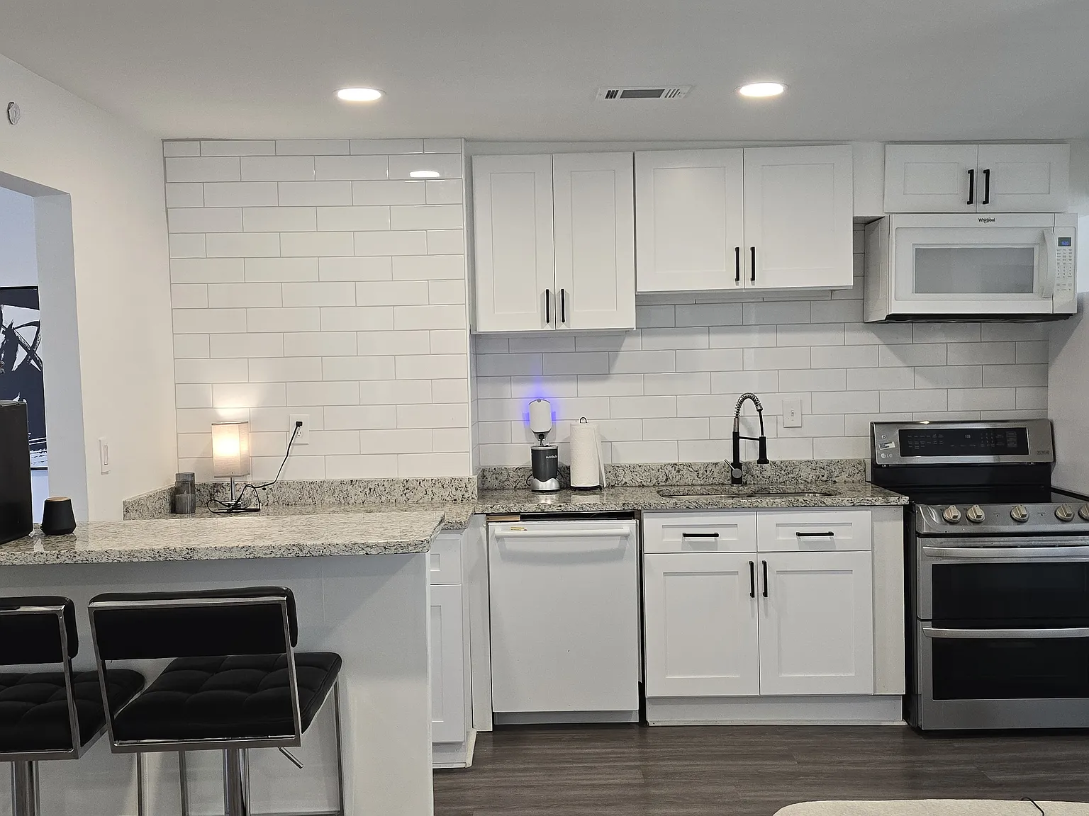2 bed, 960 sqft, $1,550 — Photo 4